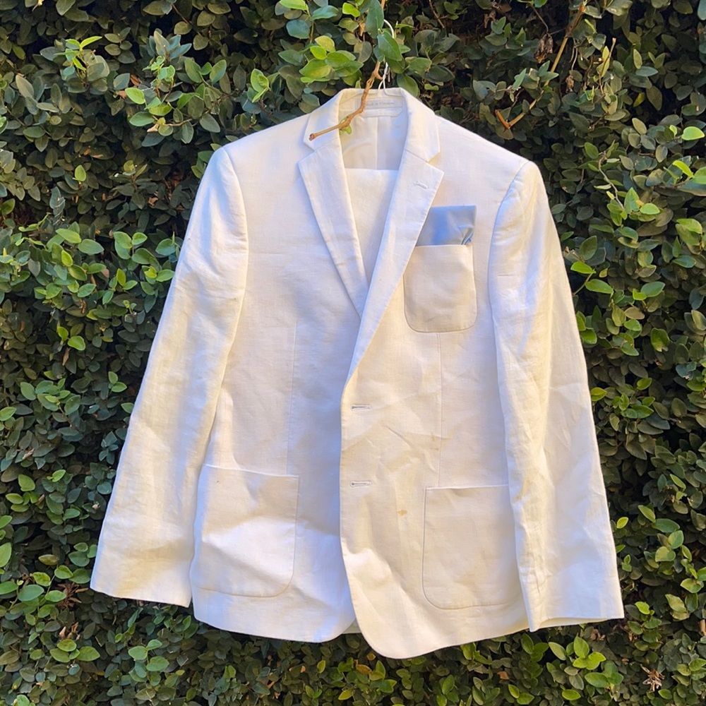 Lauren by Ralph Lauren Classic Fit Linen Suit with Pearlized Buttons